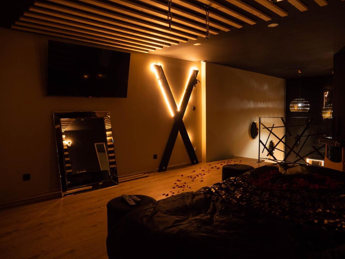 Douceur Du Charme - Love-Room A Charmes Entre Epinal Et Nancy ภายนอก รูปภาพ